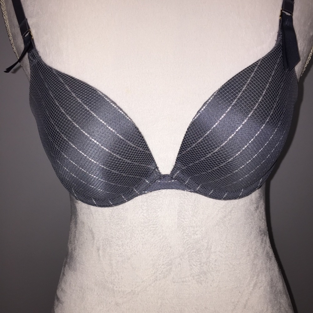 NWOT VS BRA